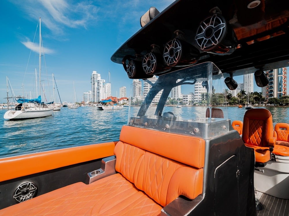 Lancha La Fantastika - Image 15