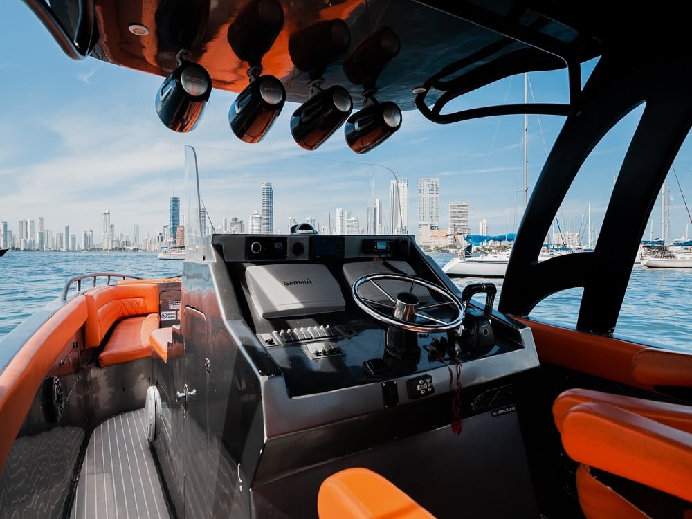 Lancha La Fantastika - Image 12