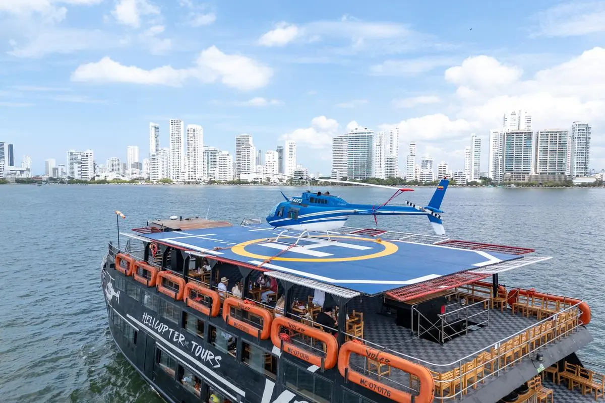 Tour en Helicóptero - Image 13